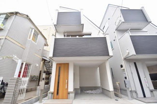 【外観】 | 閑静な住宅街で落ち着いた雰囲気です。