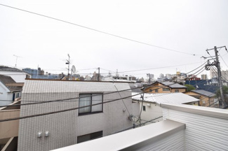 【展望】 | バルコニーからは開放的な景色が眺められます。