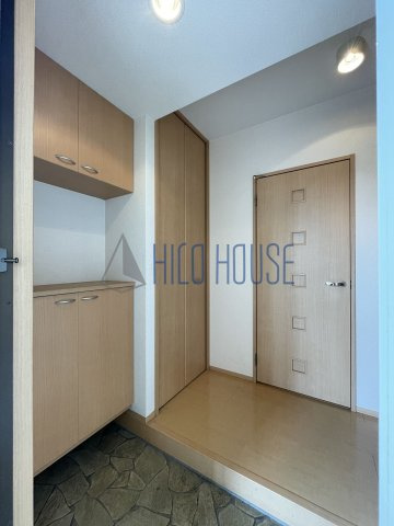 シャトレーの玄関