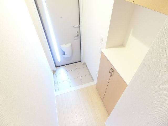 メゾンドソレイユの玄関