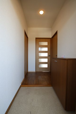 【玄関】 | アレーゼF