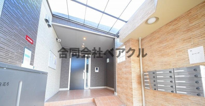 【エントランス】 | コンフォールZEN | 清潔なエントランスです