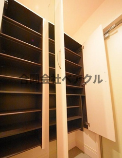 【収納】 | コンフォールZEN | 小物を収納するのに便利です