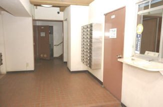 【エントランス】 | ゆとりのあるエントランスです