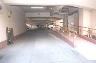 【駐車場】 | 駐車場があります