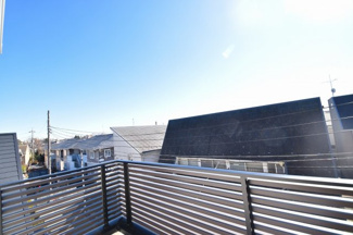 【展望】 | バルコニーからは開放的な景色が眺められます。