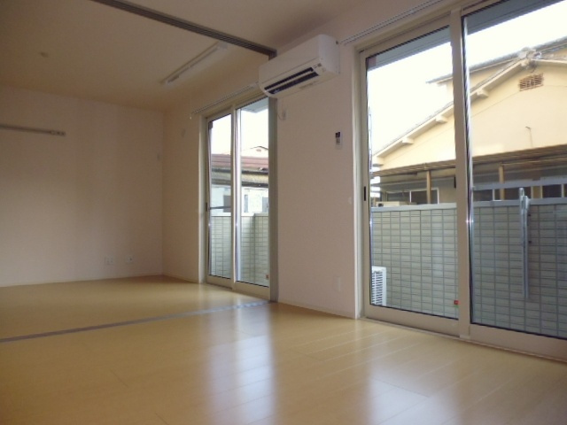 キャスバルＡの居間・リビング|リビング