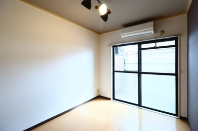 【洋室】 | エトワール上連雀