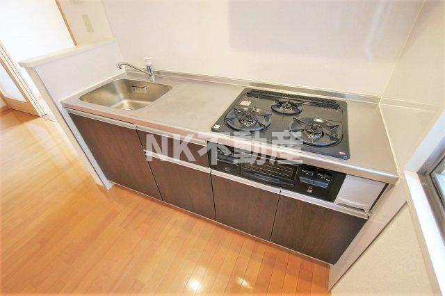 【キッチン】 | グランガーデン足代新町（布施賃貸） | キッチンです
