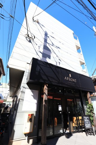 【エントランス】 | ナンナン