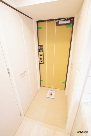 エスリード大阪上本町ブランシュ　の玄関