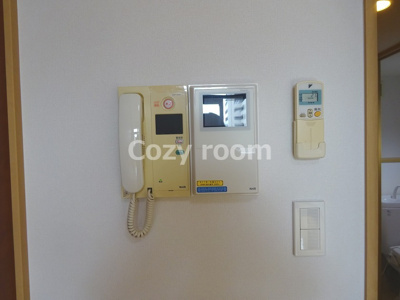 【セキュリティ】 | フォレステージュ江坂垂水町 | モニター付インターホンです