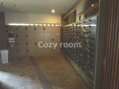 【その他共用部分】 | フォレステージュ江坂垂水町 | メールボックスと宅配ボックスです