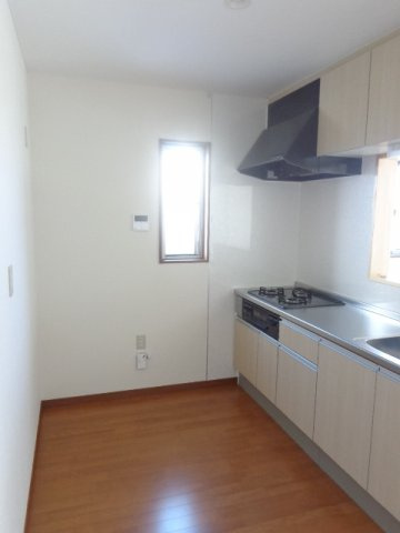 テラスハウス渡辺Ⅱのキッチン|キッチンでお料理をお楽しみください