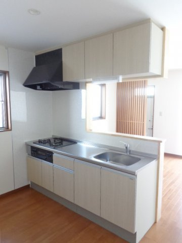 テラスハウス渡辺Ⅱのキッチン|使いやすいキッチンです