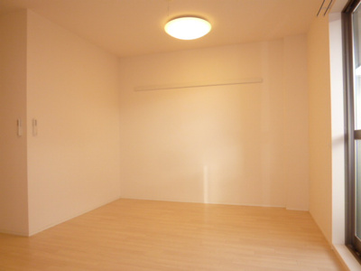 【居間・リビング】 | ハピネスオリーブ | 洋室