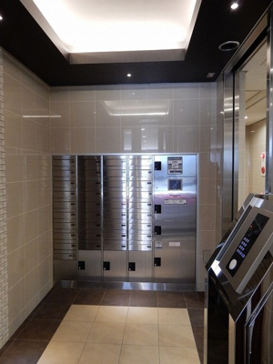 【エントランス】 | ローヤルマンション