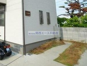 【駐車場】 | ルミエール西山本