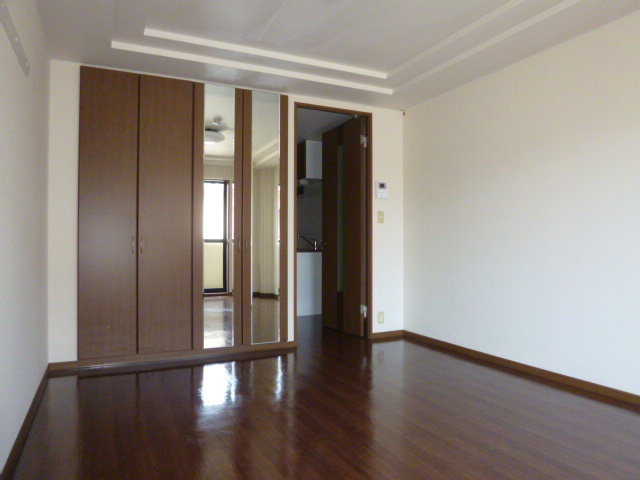 スタイリッシュ・レジデンスⅡの居間・リビング