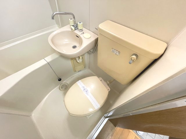 【トイレ】 | 清潔感のあるトイレです