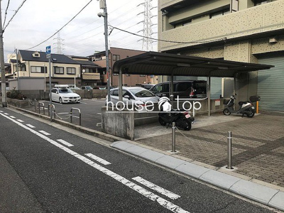 【駐車場】 | ヴォートセレスト | バイク置き場
ヴォートセレスト