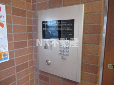 【セキュリティ】 | メルディアキューブやえのさと（八戸ノ里賃貸） | オートロック付きです