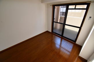 【その他】 | プレサンス天満 | ゆったりとしたリビングです