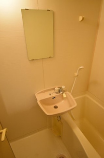 【洗面所】 | プレサンス天満 | 洗面台です