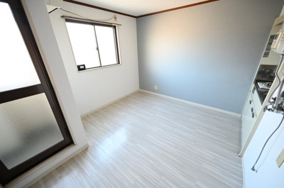 【洋室】 | 泉都ハイツ