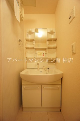 【洗面所】 | ポルト　ボヌール　Ａ