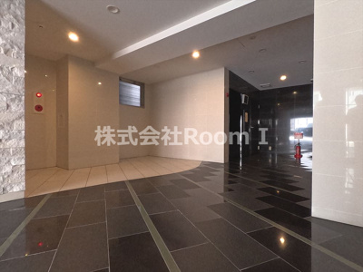 【エントランス】 | SERENiTE谷四（セレニテ谷四） | 建物の内部です