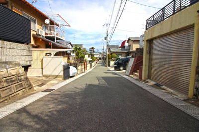 【前面道路含む現地写真】 | 宇治市宇治大谷　中古戸建 | 《ローンの事やお家探しのご相談は（株）ゆいホームにお任せ下さい。ちょっとした疑問にも解りやすくお応えします。》お気軽にどうぞ(^^)/