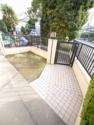 【エントランス】 | サンベルテ戸塚