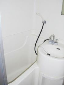 からたちビルの浴室|※写真は同タイプの別室になります