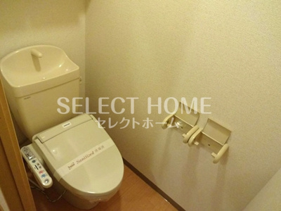 【トイレ】 | グランチェスタＢ | コンパクトで使いやすいトイレです