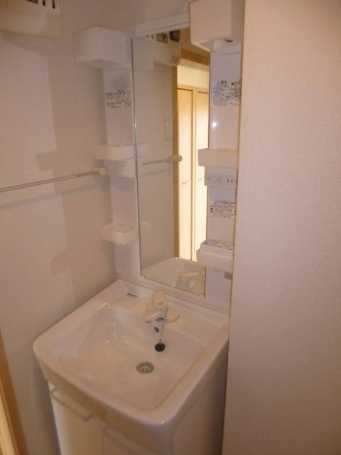 ルミエールⅡの独立洗面台