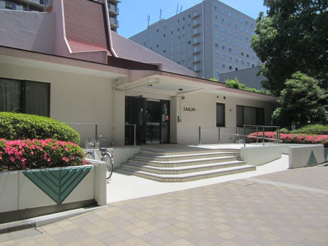 エルシティ新浦安1番館のエントランス