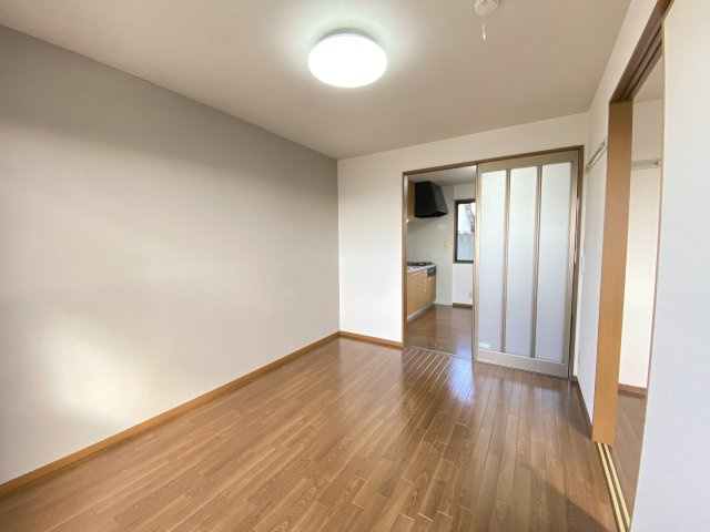 ヴィラ・メープルの居間・リビング