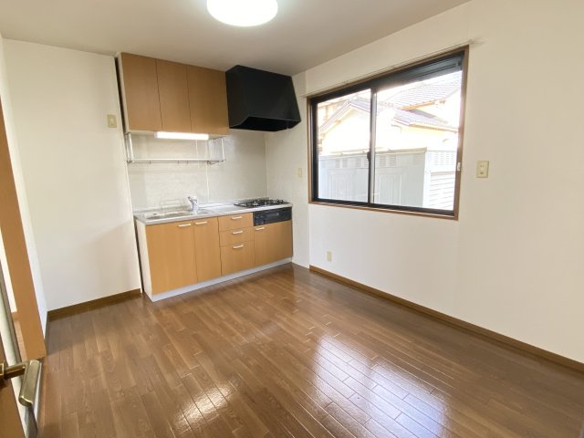 ヴィラ・メープルのキッチン|システムキッチンにリフォームしました