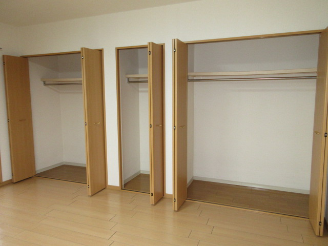 倉敷市浜ノ茶屋１丁目の賃貸マンションの収納|クローゼット