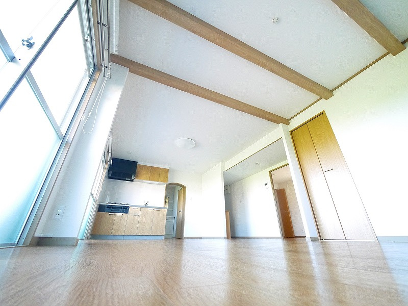 ハイツ108の居間・リビング