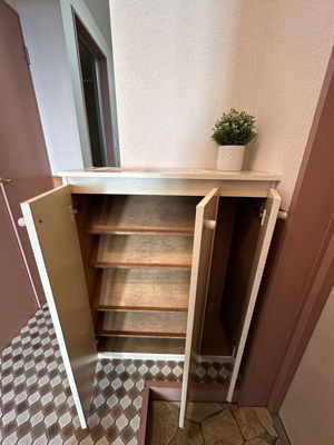 【玄関】 | プラージュ | シューズボックス付きで玄関がすっきり片付きます！上に写真やかわいい小物を置けるので、玄関を華やかに飾れますね♪