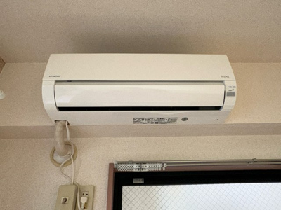 【設備】 | プラージュ | 暑い夏や寒い冬に大活躍のエアコン付きです☆冷暖房完備で1年中快適に過ごせます♪