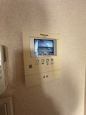 【セキュリティ】 | プラージュ | 防犯対策に有効なカメラ付きインターホン！録画機能が付いているので留守中の訪問者まで確認できます♪