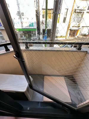 【バルコニー】 | プラージュ | バルコニーは東向き！すがすがしい朝日がお部屋に入ってきます☆お洗濯物を干したり、気分転換をするにもおすすめです！