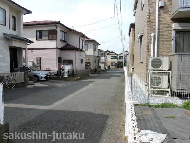 鷺沼２丁目　売地の前面道路含む現地写真