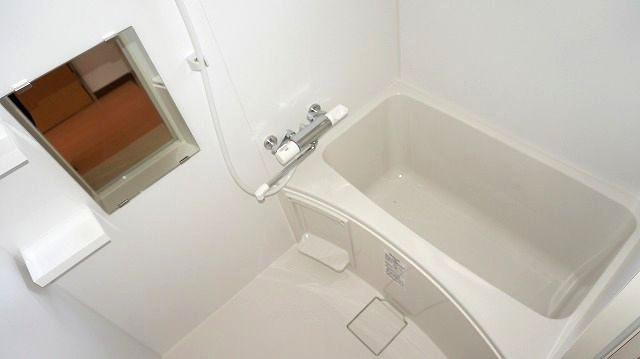 第五前田荘の浴室|ゆったり過ごせるお風呂です