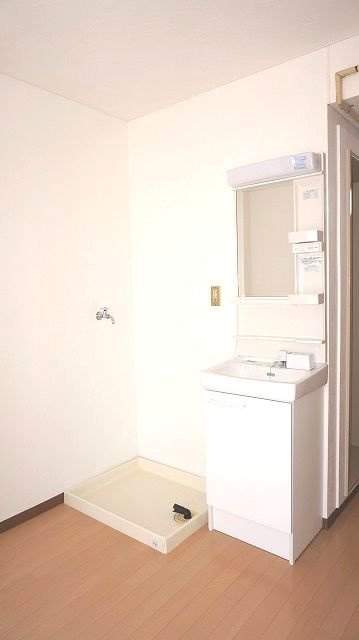 第五前田荘の独立洗面台|独立洗面化粧台付き