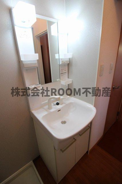 アメニティKの独立洗面台|独立洗面台、朝の身支度には欠かせません