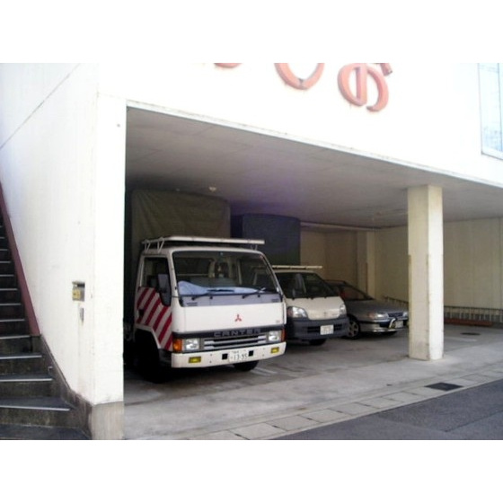 岐阜市東高岩町の事務所の内装